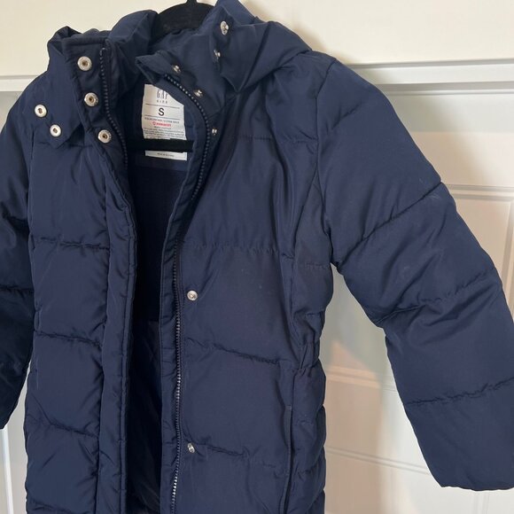GAP Girls Navy Primaloft ColdControl Ultra Max Puffer Jacket, Size Small (6-7) - Picture 3 of 6